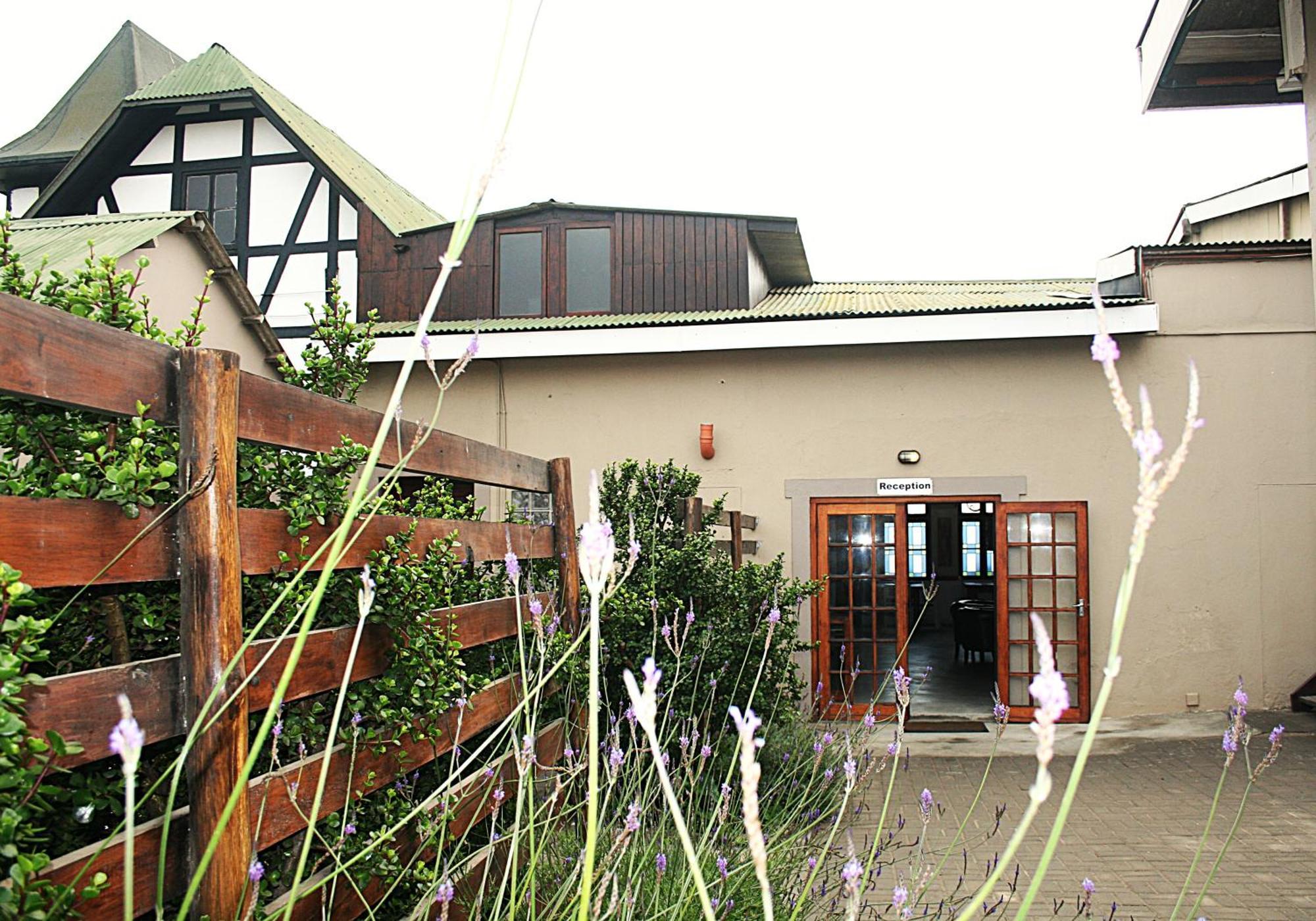 The Residence At Villa Wiese 스바코프문트 외부 사진